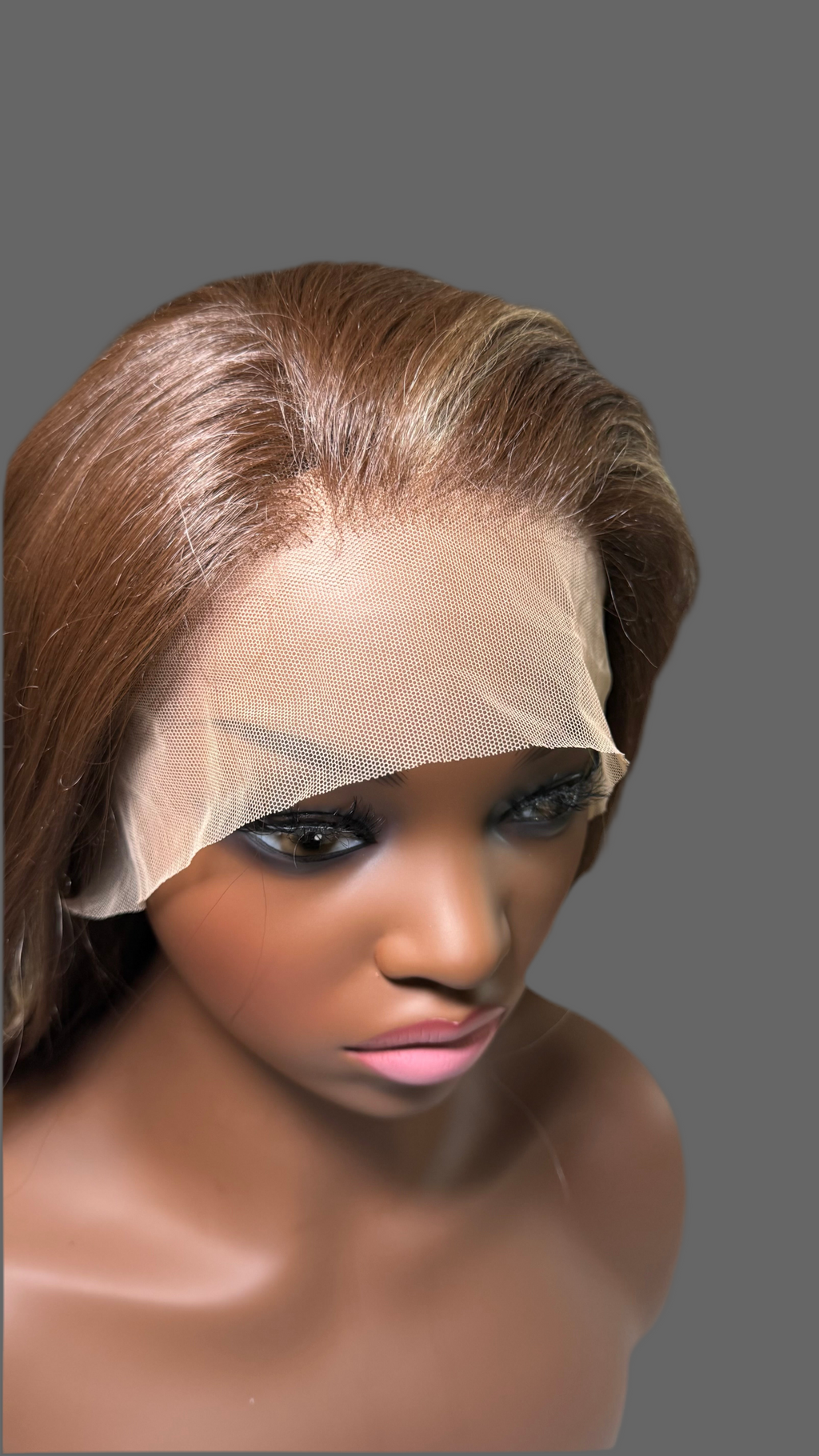 Perruque Isis : 79€ Perruque Longue 28 pouces Lisse Marron Reflets Blonds Bonnet Transparent Réglable 200% Densité