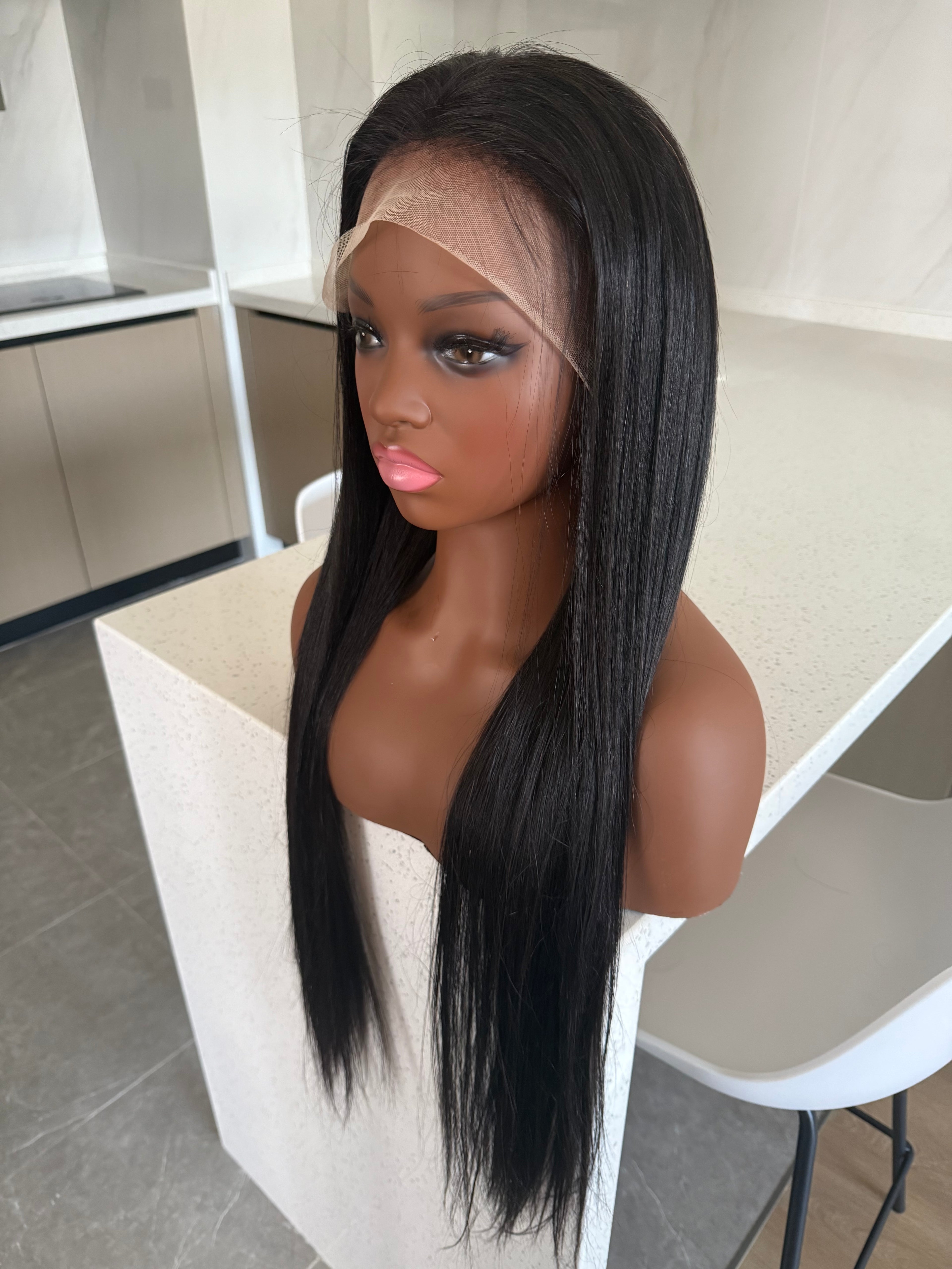 Perruque 30 pouces Vietnam hair transparente lace 13x4 180% densité bonnet réglable